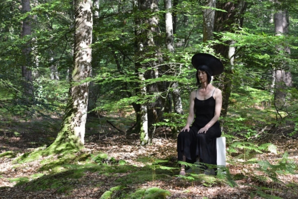 Archivé: Conférence, performances et repas forestier